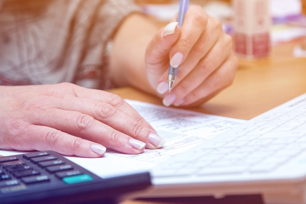 woman researching buying an insurance agency